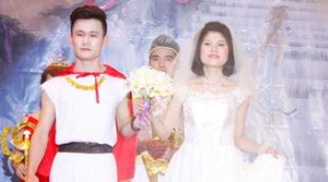 Sinh viên Báo chí hóa thân thành vị thần Olympus