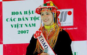 Chuyện khó tin về ‘hòn đá hưng phấn’ và vùng đất mỹ nhân