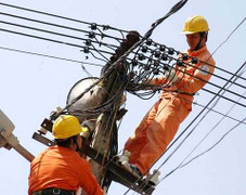 Buộc công khai lương sếp EVN, PVN
