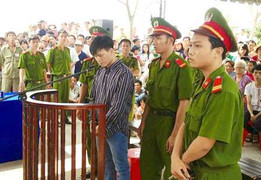 Bị đánh dằn mặt, đâm 'đại ca' tử vong