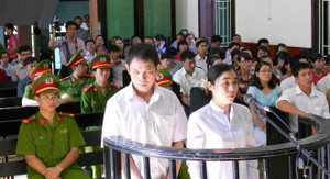 Tham ô hơn 31 tỷ đồng, thủ kho ngân hàng BIDV bị xử chung thân