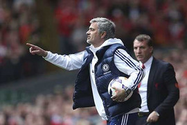 Cafe tối: Jose Mourinho ngày càng 'chuẩn men'