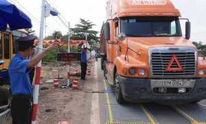 Bộ trưởng Thăng 'đốc thúc' kiểm soát xe quá tải