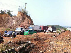 Nghi án bán thầu: 'Chẳng đoạn nào kém chất lượng'