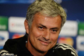 Mourinho muốn làm bạn với 'đại kình địch'