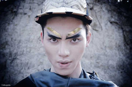 Siêu mẫu Mạnh Khang không thể bỏ bê học hành