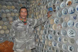 Ngôi nhà kỳ lạ gắn 9000 bát đĩa có giá hàng tỷ đồng