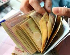 Tăng lương có là 'gánh nặng' với nền kinh tế?