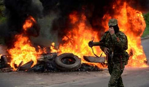 Nội chiến bùng nổ, Mỹ cung cấp vũ khí cho Ukraine?