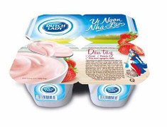 Cô gái Hà Lan giới thiệu dòng sữa chua thanh trùng