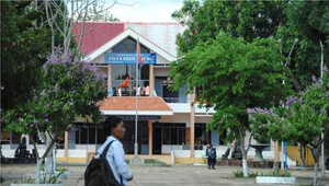 Chưa nộp tiền phụ đạo, học sinh bị...'cấm' thi