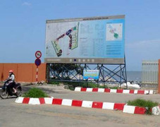 Siêu dự án 1,5 tỷ USD: 7 năm xây một bức tường