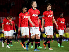 Tin sáng 9/5: Thi đấu bết bát, Man Utd rớt giá thảm