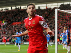 Liverpool sắp 'nẫng tay trên' mục tiêu của Man Utd