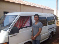 Đang trốn hai lệnh truy nã vẫn dùng ô tô đi trộm bò