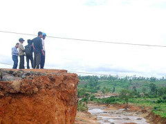 Tự ý tích nước, thủy điện lại gây bất an trong dân