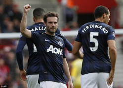 Man Utd ngậm ngùi, sống cảnh trắng tay