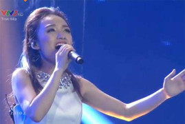 Nhật Thủy Idol hát 'Tự nguyện' gây xúc động mạnh