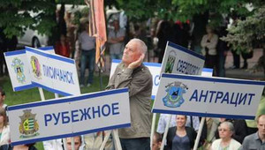 Thêm hai địa phương ở Ukraine chối bỏ Kiev, đòi gia nhập Nga