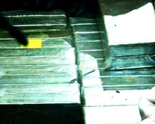 Phá đường dây ma túy xuyên quốc gia, bắt hàng chục bánh heroin