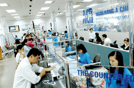 Ngân hàng rầm rộ tuyển nhân sự, tăng lương