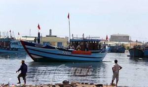 Ngư dân miền Trung ra khơi, sát cánh cùng cảnh sát biển Việt Nam