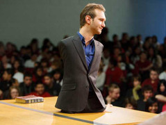 Nick Vujicic kéo ông chủ Tôn Hoa Sen khỏi ‘vũng lầy'?