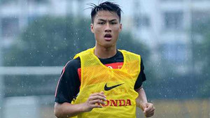 Tiền đạo Việt kiều bỏ nửa tỷ đổi lấy ‘tự do’