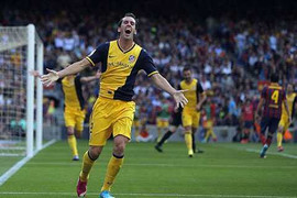 Ngược dòng trước Barca, Atletico thành tân vương La Liga