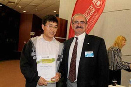 Giảng viên ĐH Tôn Đức Thắng đạt giải thưởng Úc