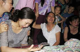 Tham quan trường tiểu học, bé mầm non tử vong