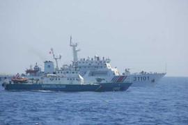 Trung Quốc tăng cường máy bay, tàu chiến đe dọa Cảnh sát biển Việt Nam