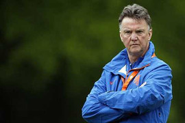 Bao giờ Louis van Gaal dẫn dắt Man Utd?