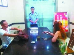 Sống thử 6 tháng mới 'chết đứng' vì bạn gái là đàn ông