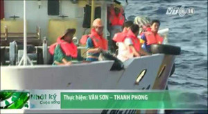 Video: Kiểm ngư Việt Nam mưu trí bảo vệ biển đảo