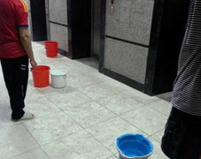 Hàng ngày dùng nước chứa asen, khuẩn tả, dân Hà Nội nơm nớp sợ ung thư