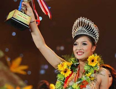 Hoa hậu Triệu Thị Hà không bị ép 'tiếp khách'