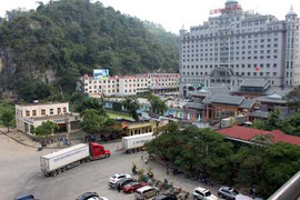 Phải có kịch bản nếu Trung Quốc đóng cửa biên giới