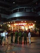 Cháy khách sạn 11 tầng, du khách hoảng loạn