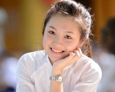 Nữ sinh mặt mộc gây sốt có điểm tổng kết 9,0