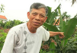 Tủi cực của người đàn bà bị chồng bắt khỏa thân giữa đường