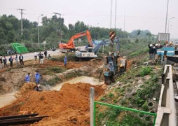 Dân Hà Nội khát nước: Nhà máy cấp nước đang nói dối?