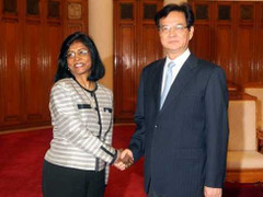 Thủ tướng tiếp Phó Tổng Thư ký Liên Hợp Quốc