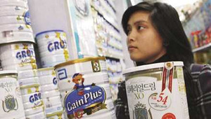 Áp trần giá sữa: Sẽ xử lý chiêu lách luật