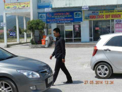 Hà Tĩnh: Người lạ mặt đe dọa phóng viên tại trạm cân