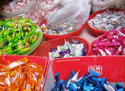 Bánh kẹo Trung Quốc bại trận trước 'đại gia' Việt