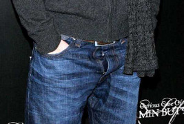 Đàn ông cẩn trọng với khóa quần không sẽ gặp nạn