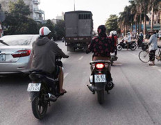 Honda SH biển ngũ quý 7 trên đường phố Thanh Hóa