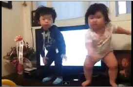 Bé mập 2 tuổi nhảy cực sung khiến ai xem cũng bật cười