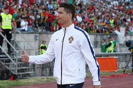 Không Ronaldo, Bồ Đào Nha tịt ngòi trước Hy Lạp